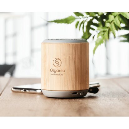 speaker bamboe met logo
