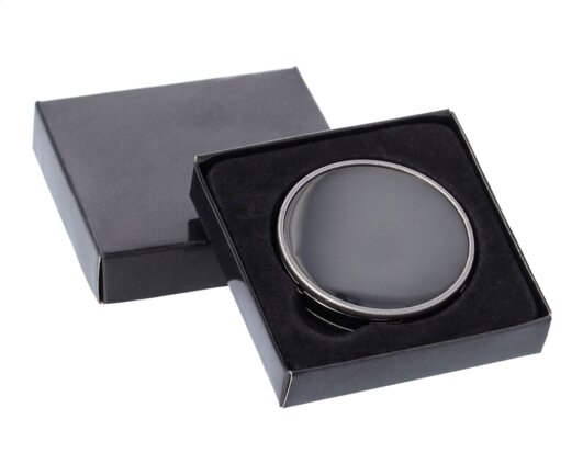 tashanger in zwarte doos